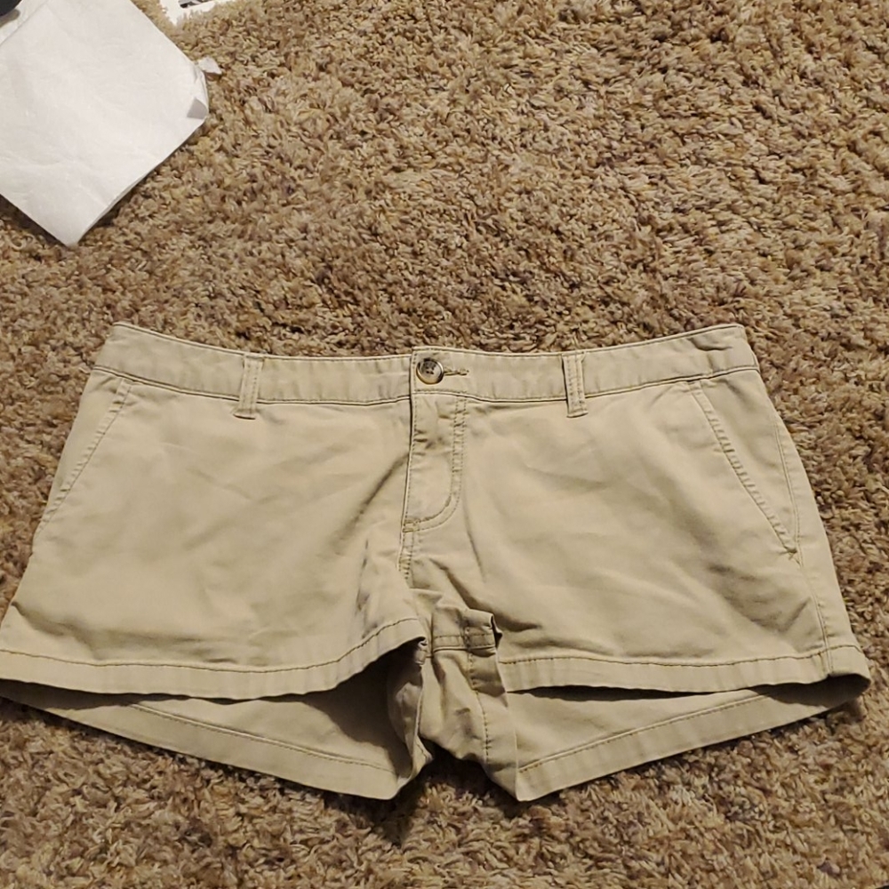 Mossimo Tan boyfriend shorts